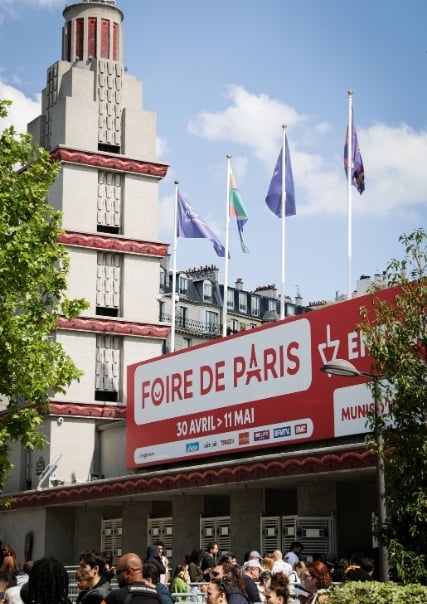 entrée foire de paris avec visiteurs