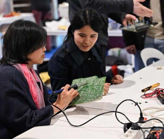 Femmes sur ateliers créatifs